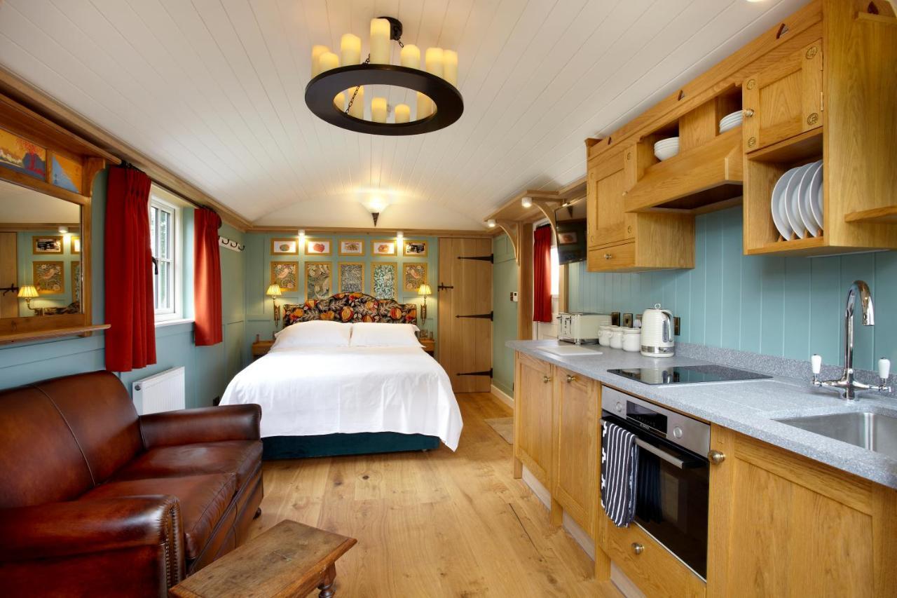 Hornington Manor Luxury Shepherd Huts York Ngoại thất bức ảnh