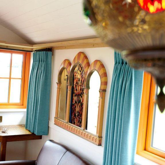Hornington Manor Luxury Shepherd Huts York Ngoại thất bức ảnh