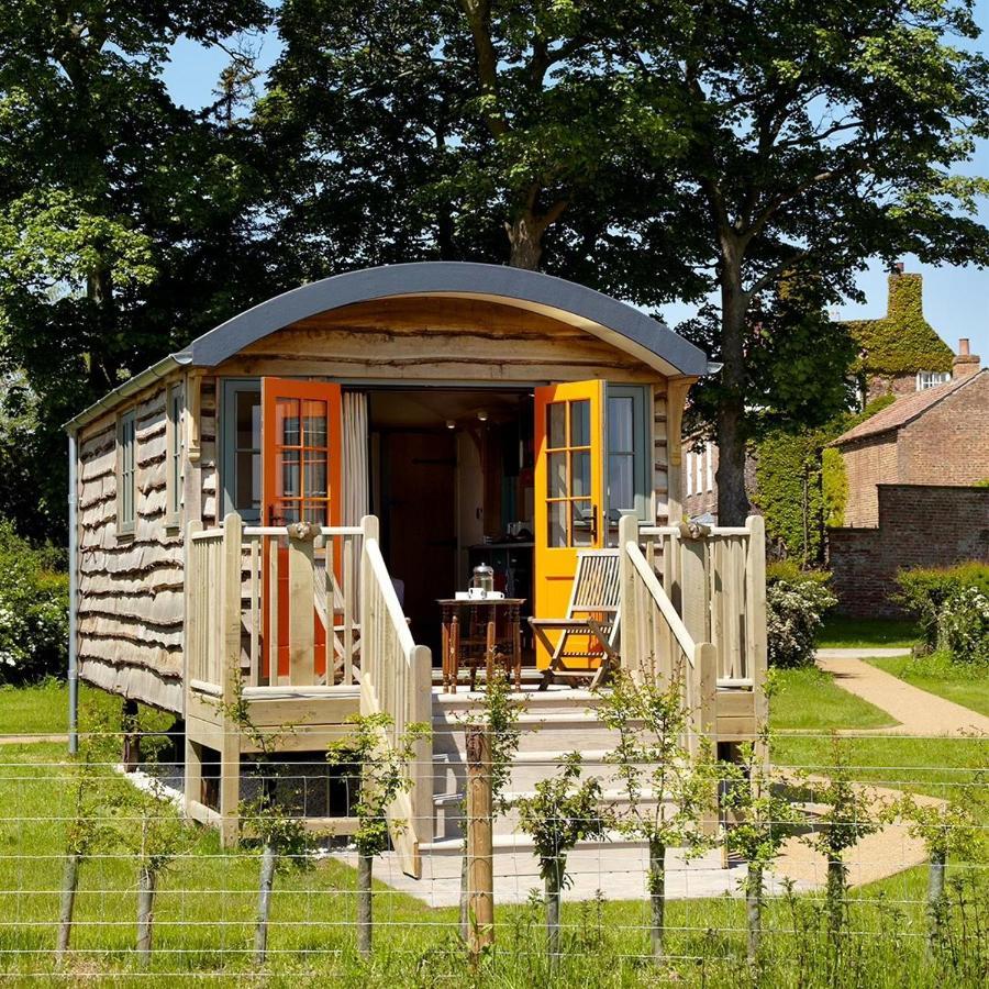 Hornington Manor Luxury Shepherd Huts York Ngoại thất bức ảnh